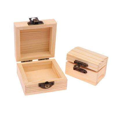 Simple Unfinished Log Color Wooden Watch Box DIY Pine Wood Treasure Chest With Locking Clasp Hinged Lid Jewelry Storage Box