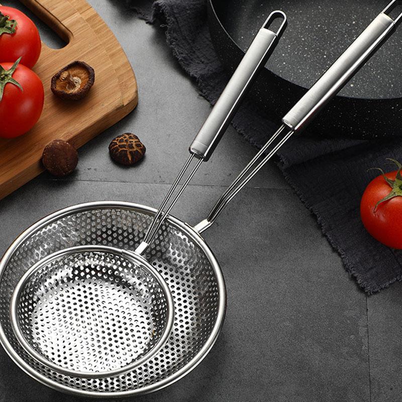 304 Stainless Steel Flat-Bottom Colander Hot Pot Fat Skimmer Spoon for Everyday Frying Steaming and Scooping Kitchen Tool