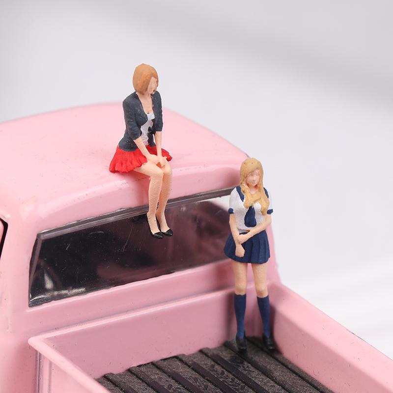 1/64 Scale Model Figurine Mini Skirt Girls Collectible Doll Exquisite Figure For Fans In Scale Diecast Model Car