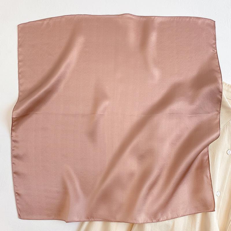 Nature Silk Neck Scarves Lady Foulard Lovely Strawberry Print Real Silk Square Scarf for Women Bag Ribbon Hairband Kerchief