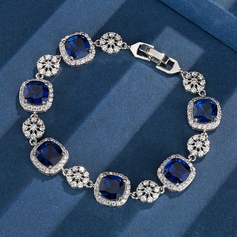 Jewelry Retro Simulation Color Treasure Light Luxury Full Diamond Bracelet Bracelet Jewelry Heroine Stone 8 * 8