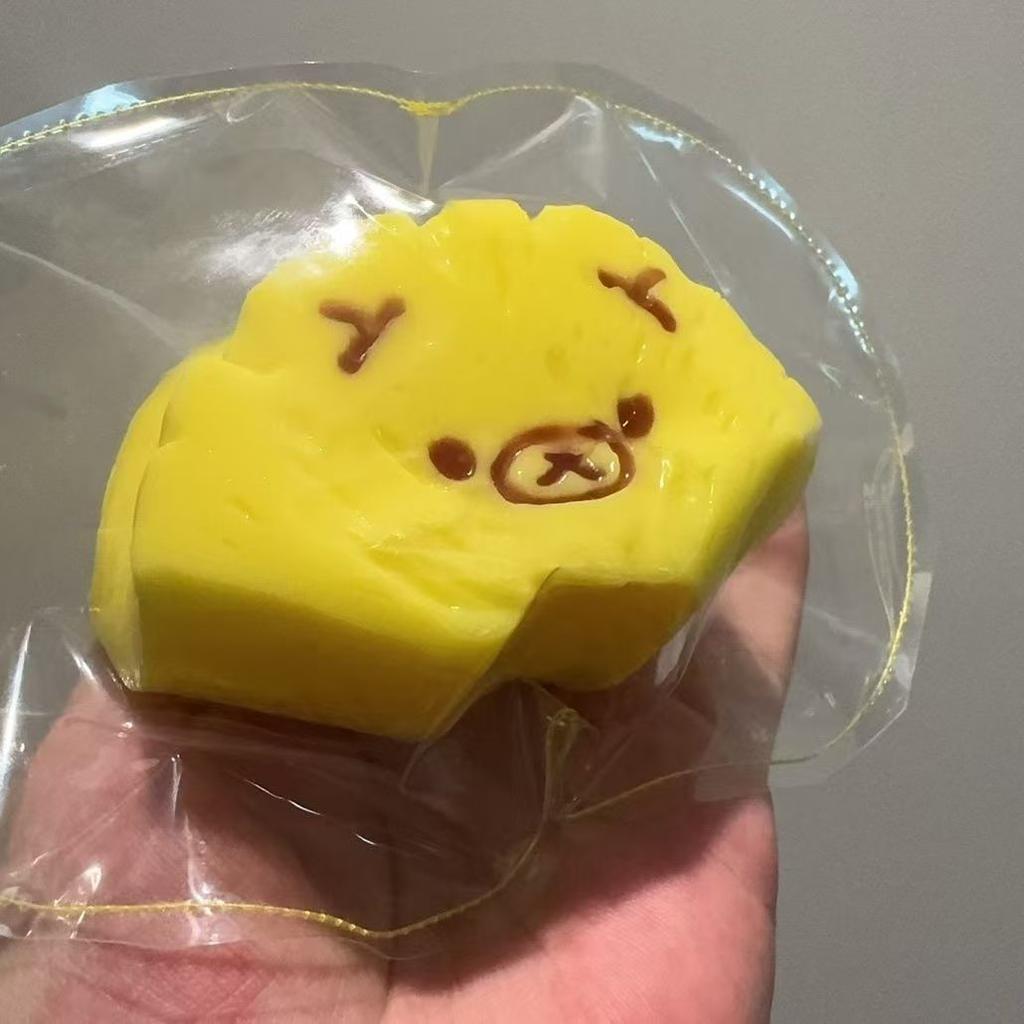 Heiß 1 Stück Weiches Taba Squishy Spielzeug mit Buttertextur - Süßer Melonenbär geformt zur Stressbewältigung - Silikon in Lebensmittelqualität