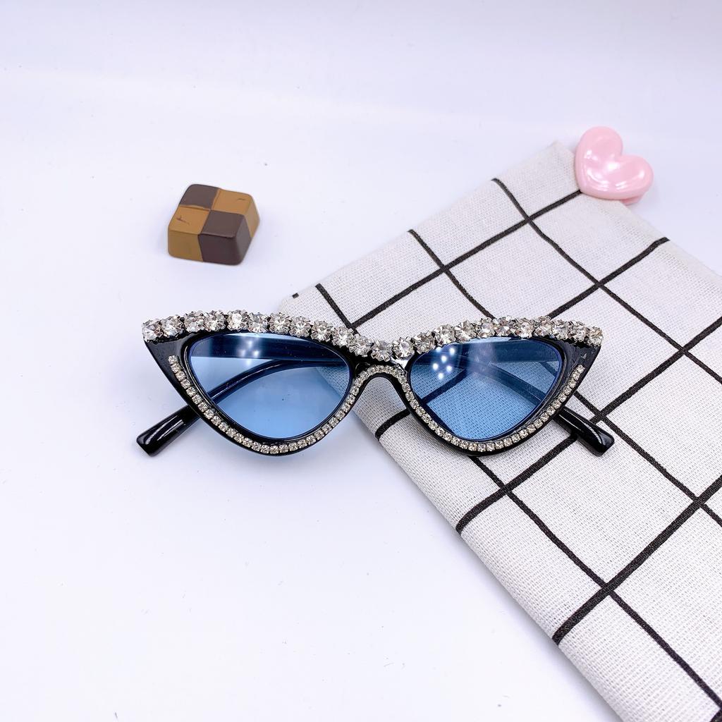 Internet Fashion Children'S Sunglasses Triangle Personality Sticky Diamond Children'S Fried Street Glasses Travel Photo Sunglasses