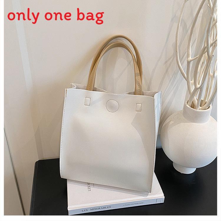 Street Style Ladies Tote Bag With Pu Material And Magnetic Closure For Daily Use