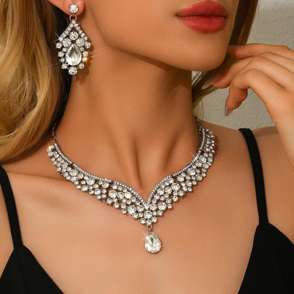 2Pcs/set Shining Rhinestone Jewelry Set Crystal Necklace Earrings Set  Banquet
