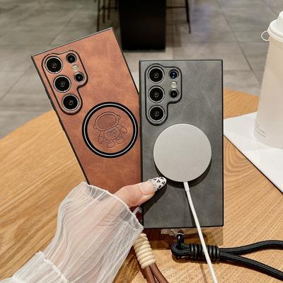 Luxury Astronaut Leather Lanyard Magsafe Wireless Charge Case for Samsung Galaxy S25 S23 S24 Ultra S22 S21 Fe S25 Plus Cover