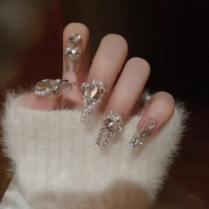Luxurious Heart Diamond Press-on Nails - Reusable Bridal Style Nail Art Stickers