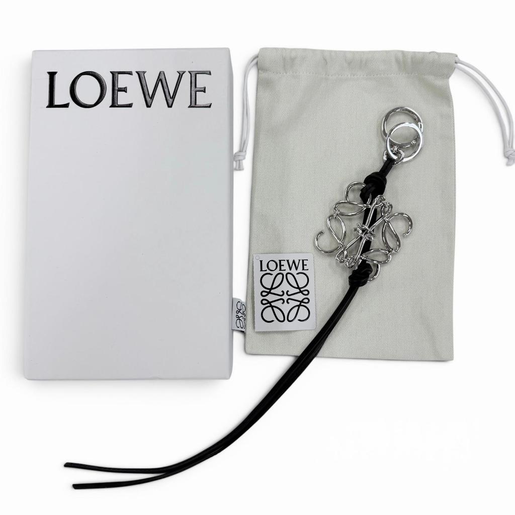 Great LOEWE Bag charm Anagram Keychain Keyring black leather Women C821232X02 Used