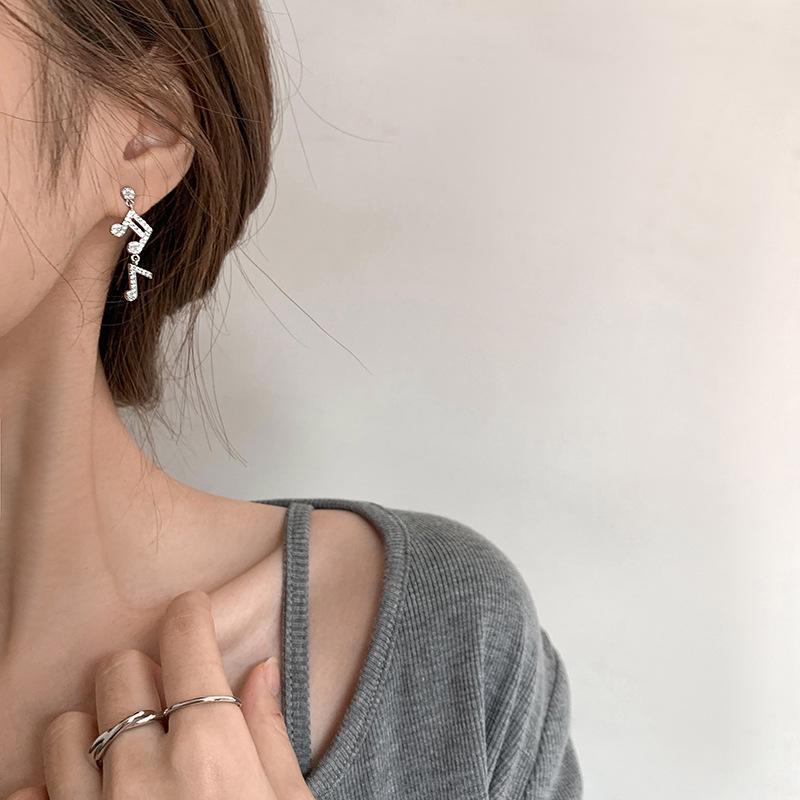 Asymmetrical Musical Note Earrings - Summer 2025 Trendy Design for Women, Silver Needle