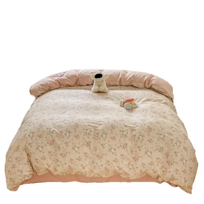 Cotton Four-Piece Bedding Set - Student Dormitory Version A: 100% Xinjiang Cotton, Version B: Traditional Water-Washed Sheets & Duvet Covers.