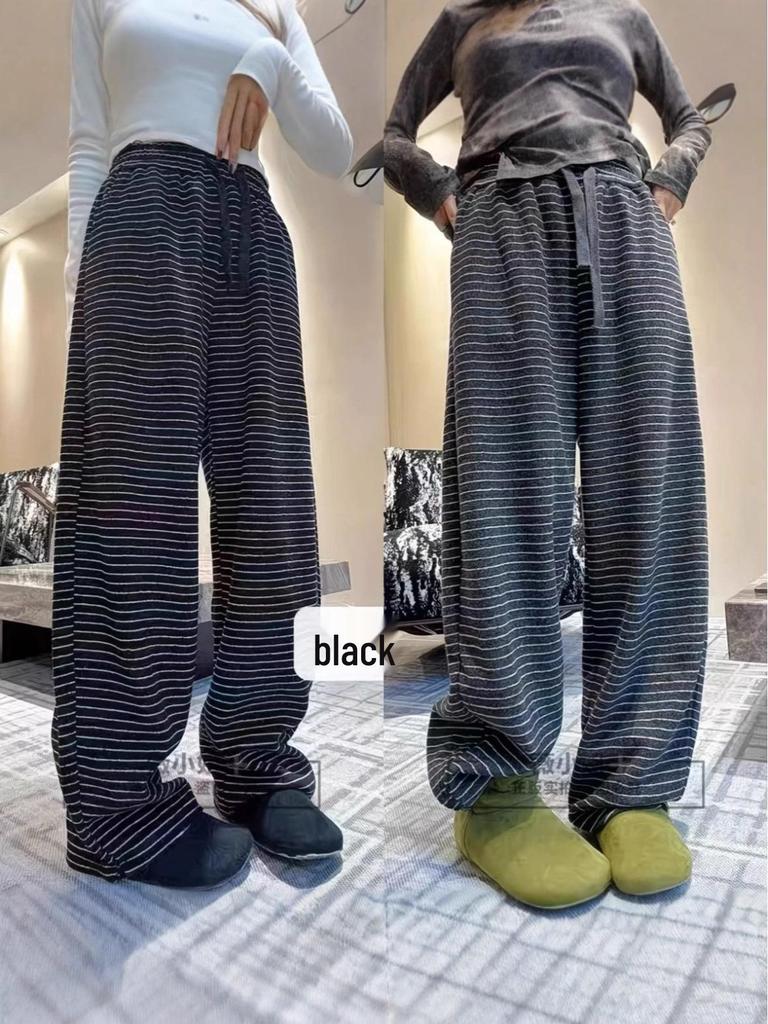 Women's High-Waist Retro Striped Velvet Wide-Leg Pants - Winter Warmth & Slim Fit