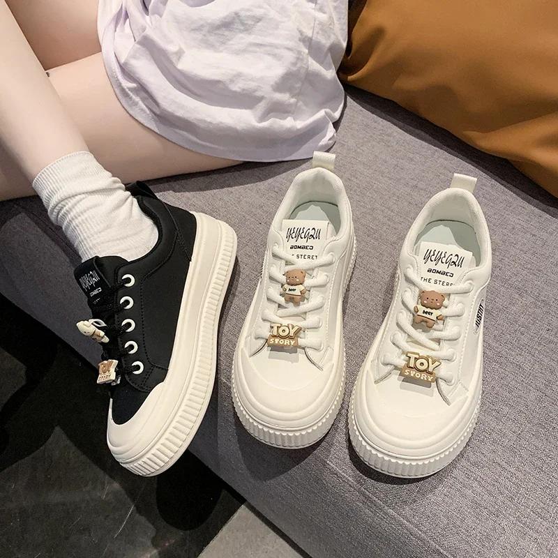 Women's Shoes Women Sneakers New Breathable Casual Fashionable Thick Soled Anti Slip Sports Board Shoes