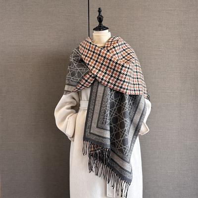 Accessoires – Schals & Tücher