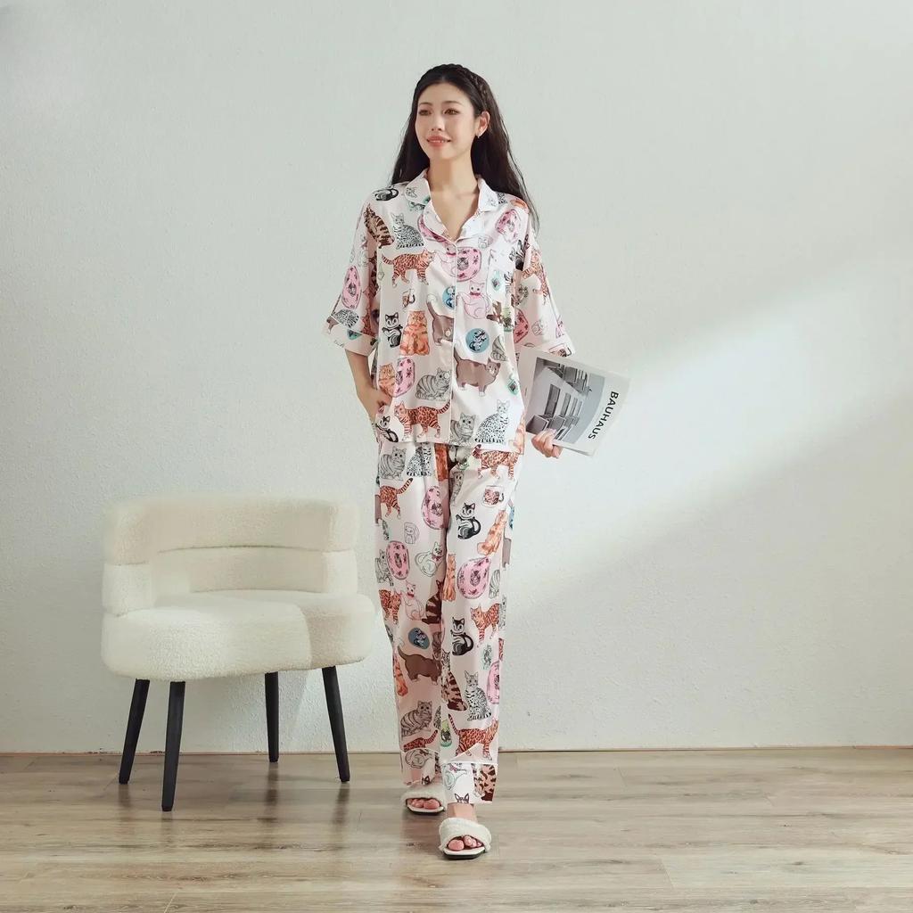 Neue französische Damen-Nachtwäsche Eis-Seide bedrucktes Mittelarm-Set mit hochwertigem Gefühl, Ins-Stil Revers Hausanzug Set Pyjama
