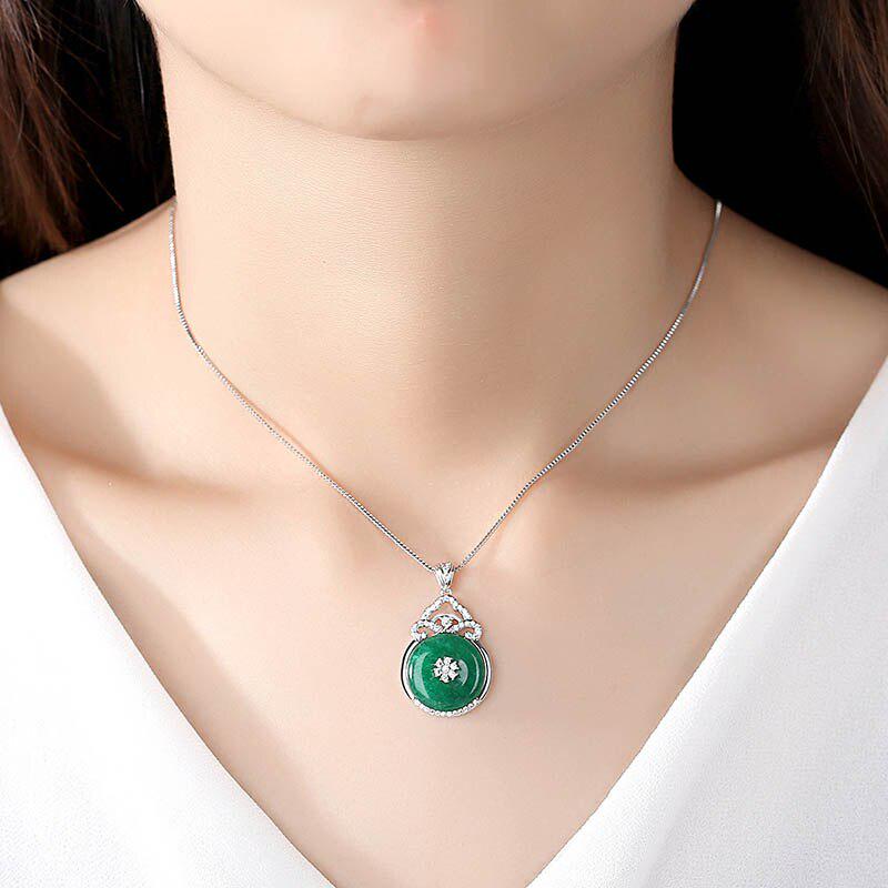 BELLA BOX Collana di cristallo semplice con catena di clavicola personalizzata splendida a forma di verde di vendita caldo per il commercio all'ingrosso di gioielli da sposa da donna