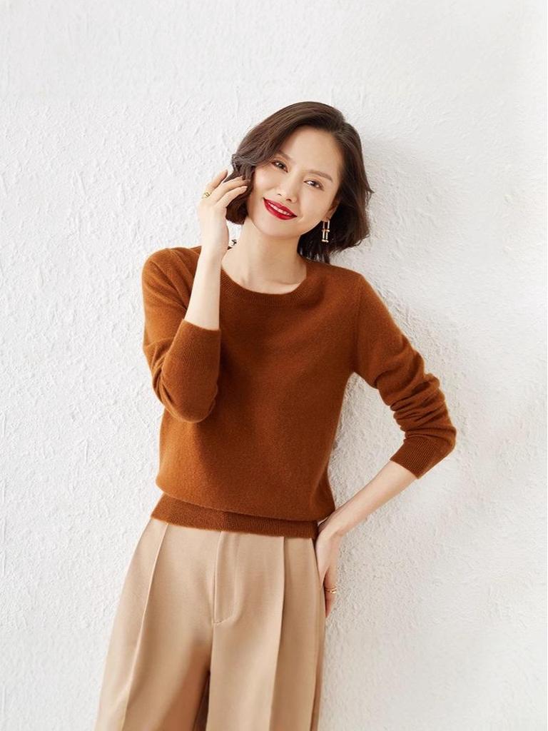 Women's Versatile Long Sleeve Knitted Sweater - Round Neck for Spring, Autumn & Winter