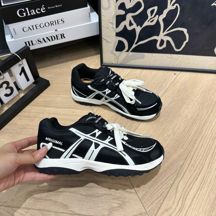 Leather retro German training shoes women's 2025 autumn new platform casual sports shoes pair of shoelaces versatile breathable Forrest Gump shoes