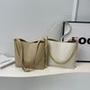 Textured Large-capacity Chain Tote Bag Women's New Fashion Student Commuter Bag Shoulder Messenger Bag