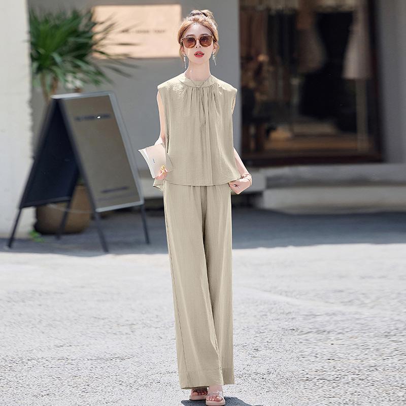 

Комплект из двух предметов: топ без рукавов и брюки палаццо. Женский летний новый темпераментный модный повседневный костюм. XL светло-зеленый