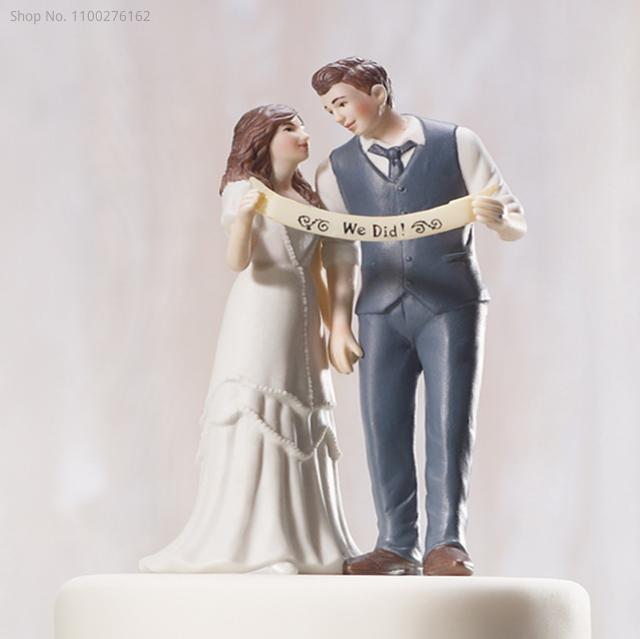 Arrival Wedding Romantic Bride and Groom Toppers Couple Figurine Marriage Funny Cake Topper for Wedding Cupcake Decoration