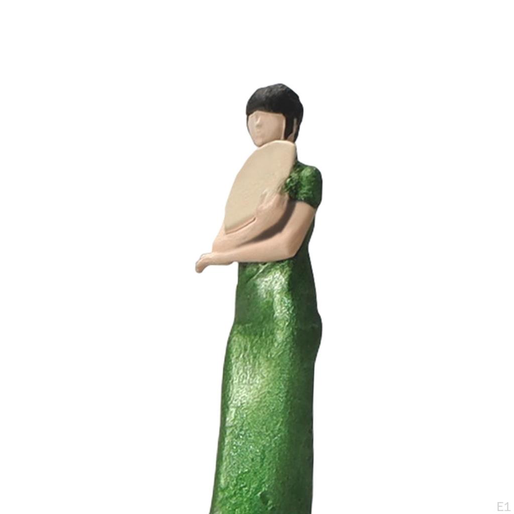 1/64 Scale People Figure Resie Cheongsam Girl Hand Painted Miniature Figurine for Micro