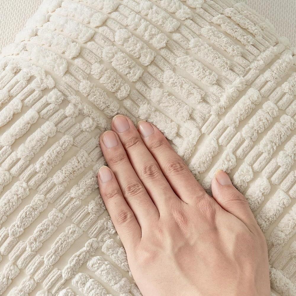 Modern Super Soft Corduroy Pillow Cover Solid Color Wear Resistant Plush Pillowcase Thickened Comfortable Pillowslip Home Decor