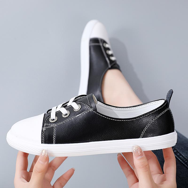 2022 Summer Women's Trendy White Faux Lace Korean-Style Board Shoes with Soft Upper and Sole
