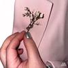 Zinc Zinc Zinc Alloy Material Hand Shaped Brooch Vintage Lapel Jewelry  Garden Party Accessory