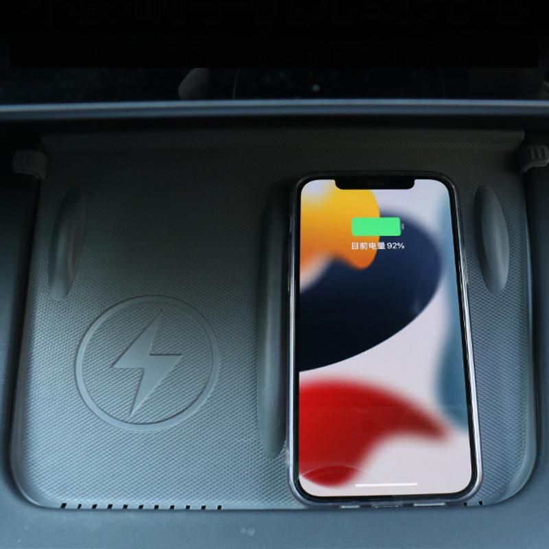 For Tesla Model 3 Model Y 2025-2025 Silicone Anti-skid Pad TPE Type Car Phone Wireless Charging Pad Car Accessories