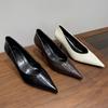 Herbst und Winter 2025 neue einfarbige spitze dünne Temperament dünner Absatz High Heel Einzelne Schuhe leichter Mund Damenschuhe Pendler Arbeit Damenschuhe