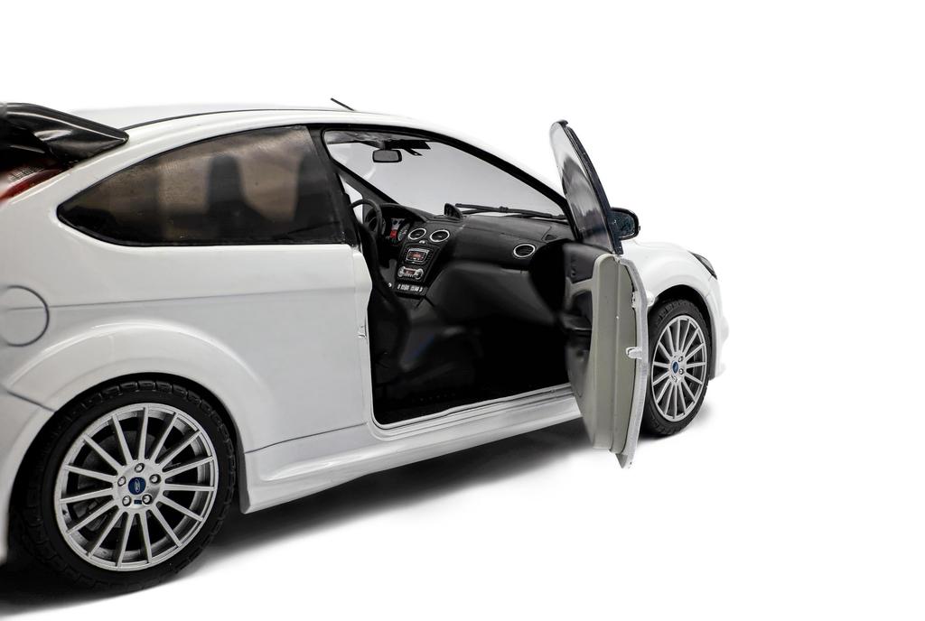 SOLIDO Ford Focus RS 2009 Finished Model S1813102 1/18 Mk.2 (White)
