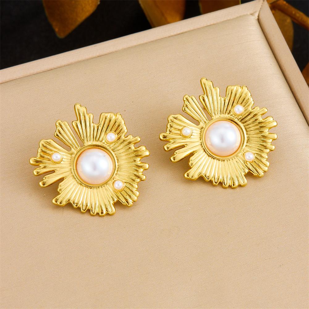 Vintage Heart Fan Shape Blue Turquoise Pearl Drop Earrings Necklace Set with Fashion Gold Accents