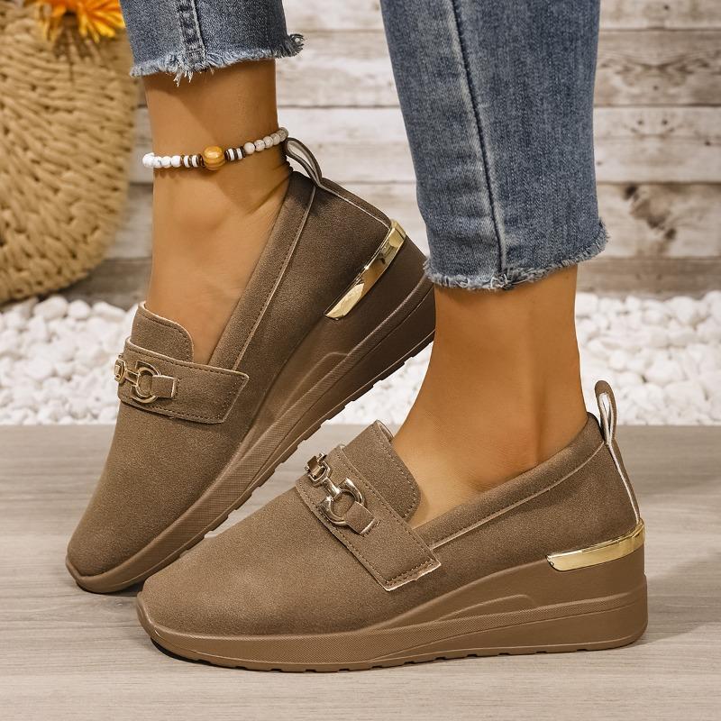 Nové nadměrné velikosti Nové ležérní Jednokrokové Boty na klínku s kulatou špičkou a kovovou přezkou