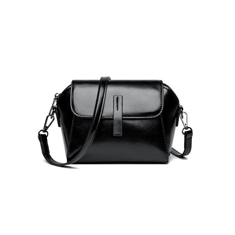 

New women s bags are versatile, fashionable and foreign spring and summer small bags, simple and casual PU leather niche single shoulder messenger bag чёрный