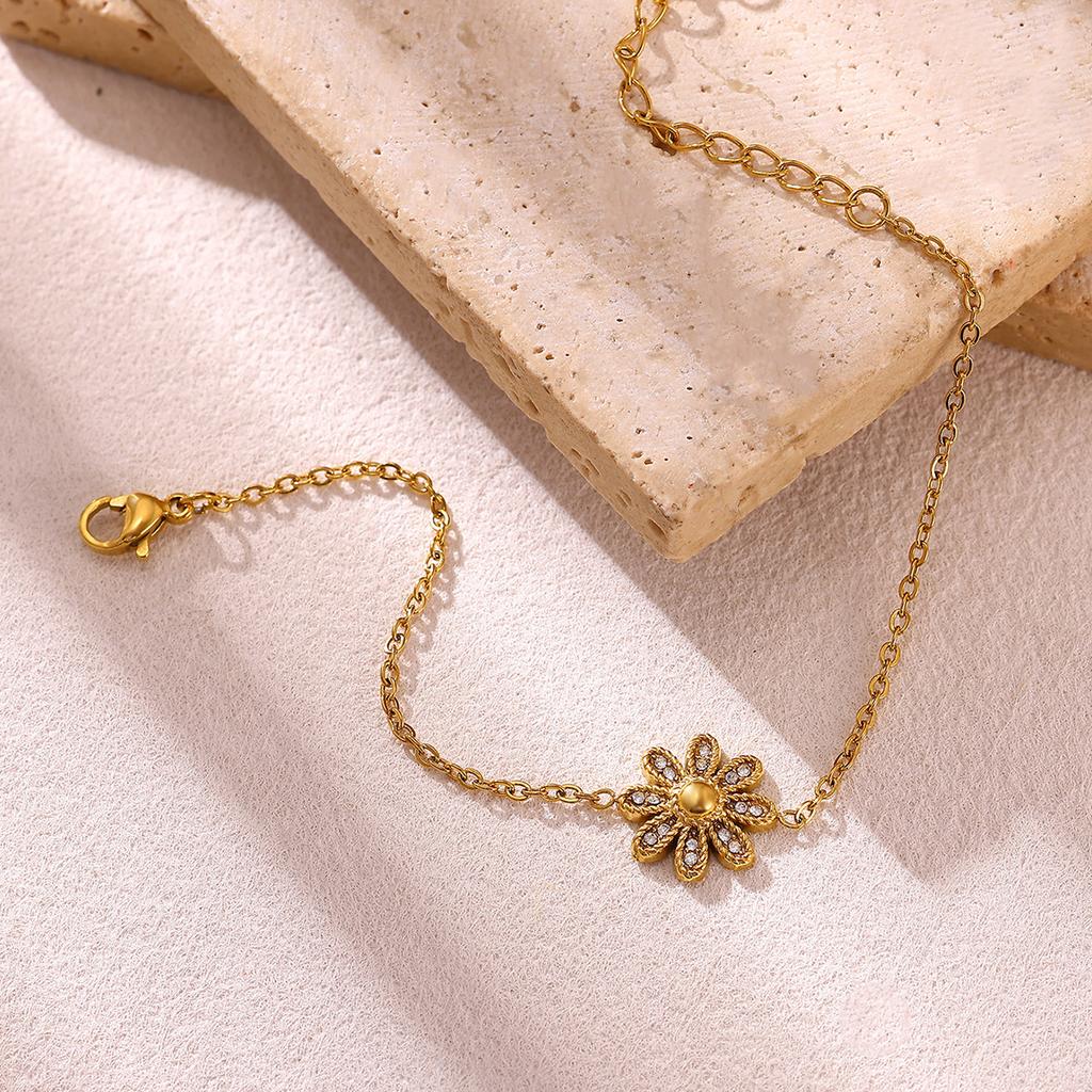 Dainty Daisy Flower Bracelet With Cubic Zirconia For Women Flowers Chain Bracelets Vintage Summer Gold Color Hand Jewelry Gift