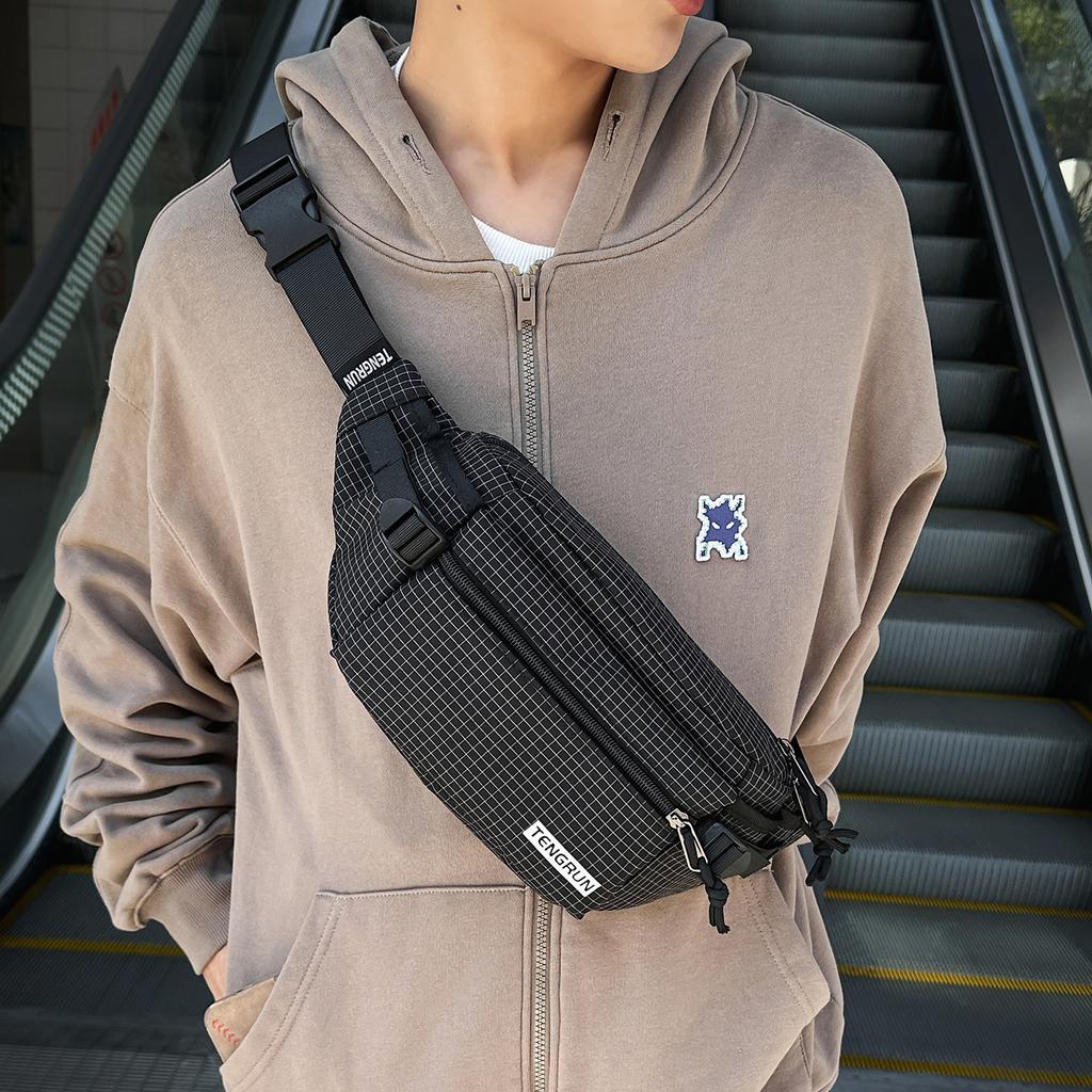 Breast Bag Men'S Trendy Brand Shoulder Messenger Bag Couple Student Casual Satchel Sports Cycling Fanny Pack Mobile Phone Bag Women