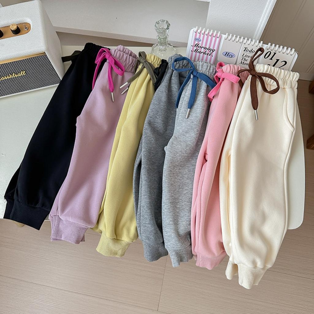 Kinder Herbst- und Winter-Sweathose, lockere und vielseitige lässige Sporthose für Jungen und Mädchen, Baby-Plüsch-Langhose