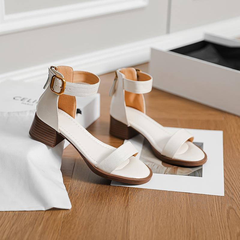 Retro one-word with open-toed white sandals 2025 summer new women's shoes thick heel medium heel rear zipper high heel sandals