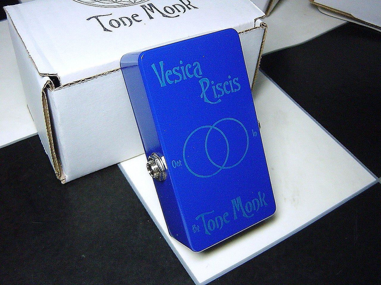 

Tone Monk Vesica Piscis Class A Preamp/Line Driver Buffer