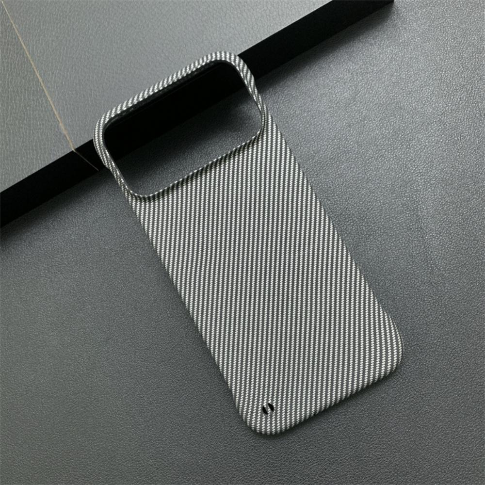 

Popular Splicing Carbon Fiber Texture PC Case For iPhone 17 16 15 14 13 12 Pro Max Heat Dissipation Lanyard Hole Frameless Cover iPhone17 Pro Max