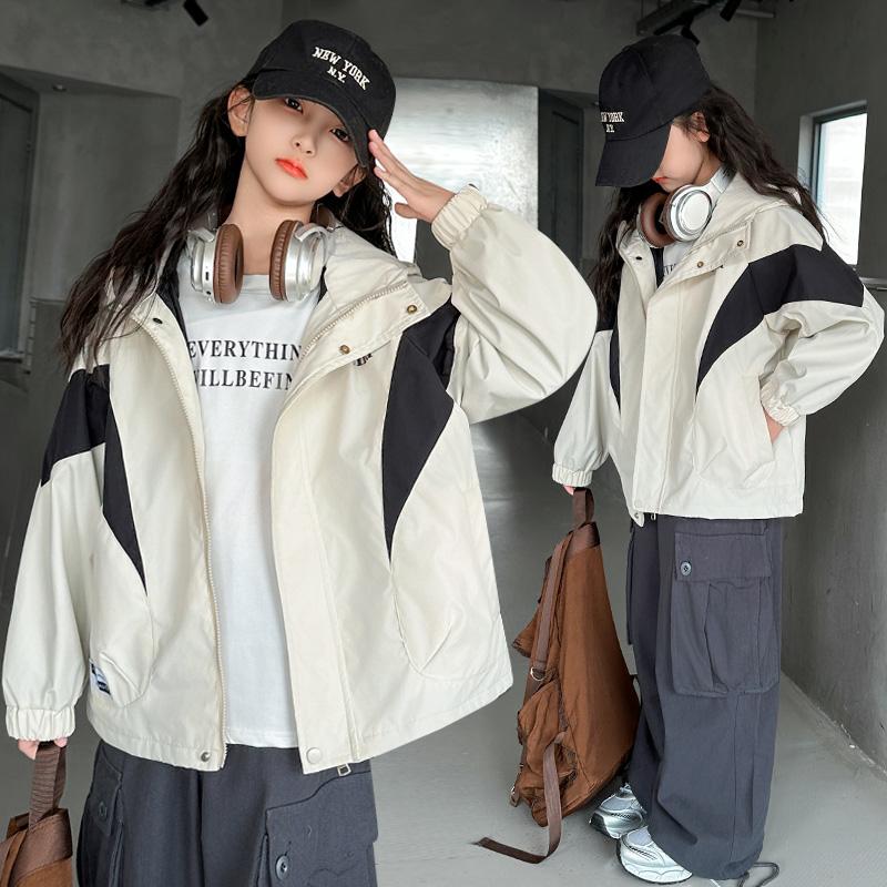 Girls' Outerwear, Autumn Children's Submachine Jacket 2026 New Style, This Year's Popular and Explosive Early Autumn Lightweight Girls' Top