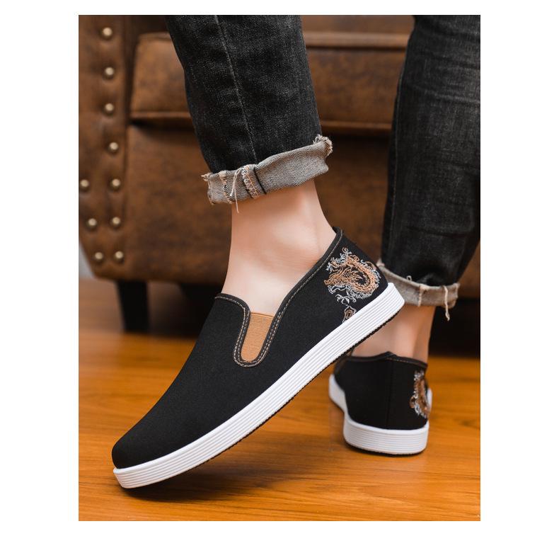Men’s Spring Chinese Style Embroidered Cloth Shoes - Soft, Breathable Canvas with Comfortable Sole