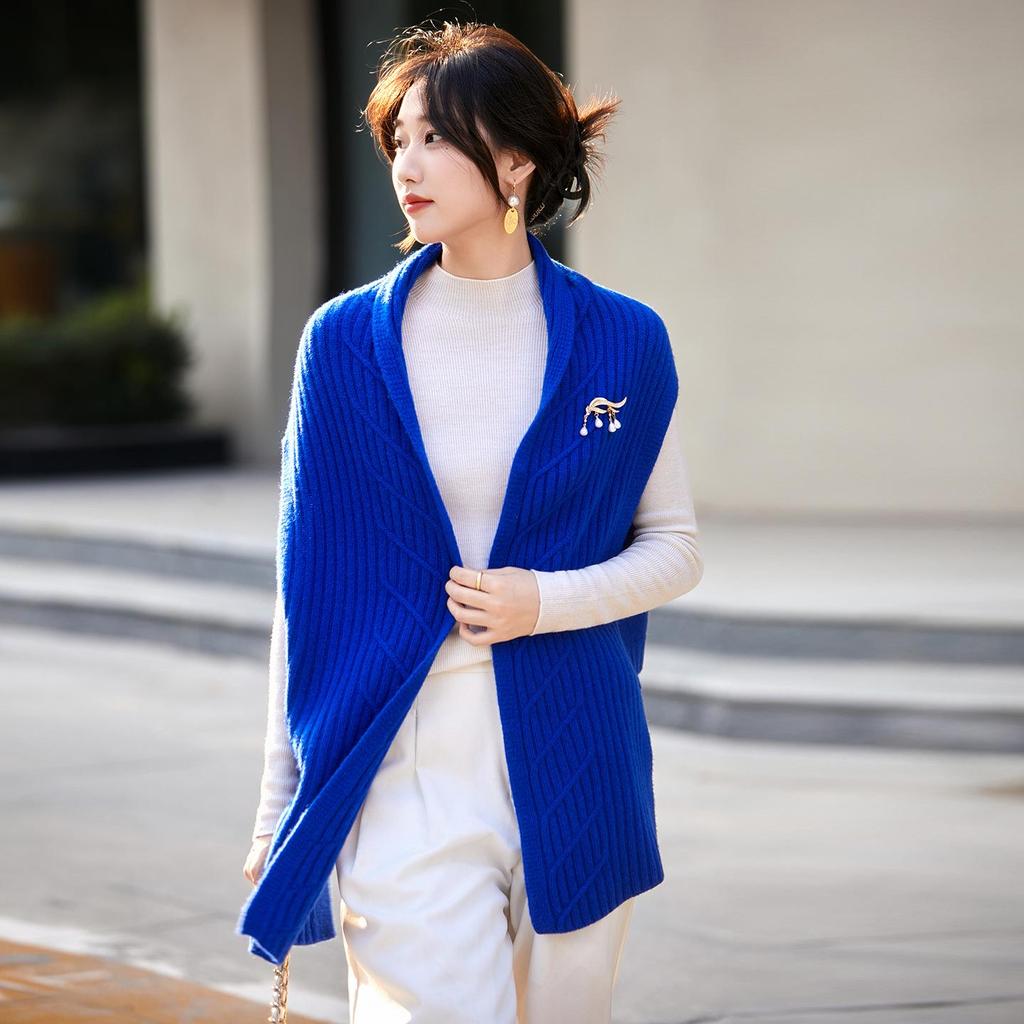Women's Thickened Wool Knit V-neck Cardigan Vest - Pure Wool, Loose Outerwear Sweater for Autumn/Winter