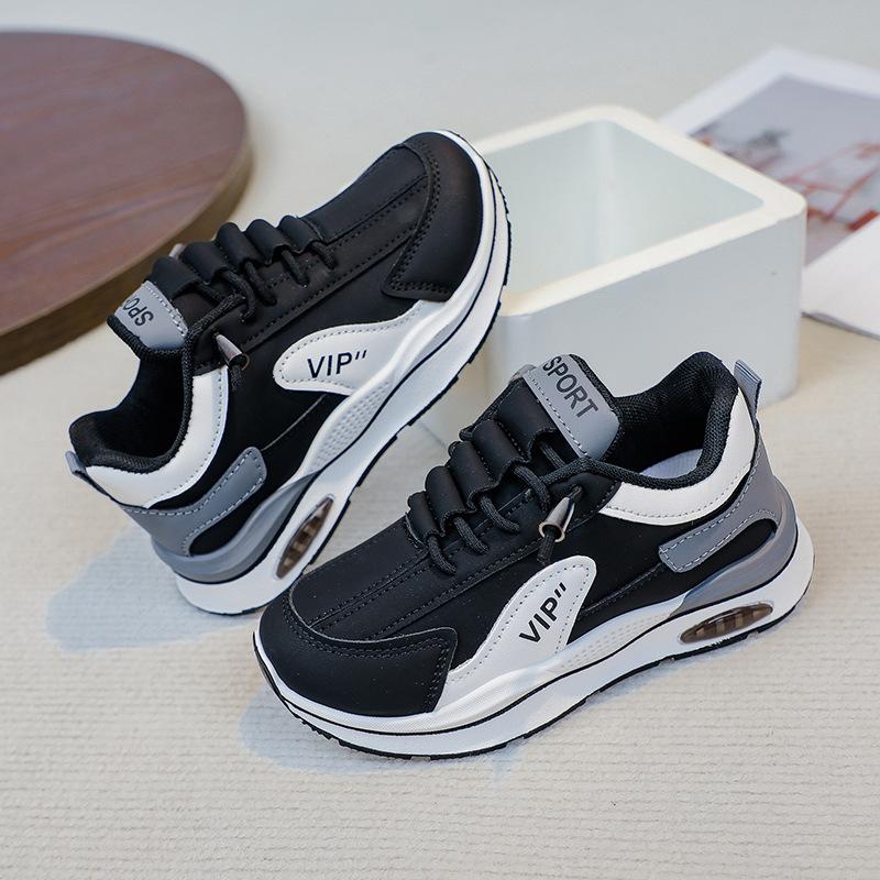 

Спортивная обувь для мальчиков 2025 весна и осень новая детская сетчатая дышащая обувь для бега для мальчиков повседневная обувь для девочек нескользящая 30