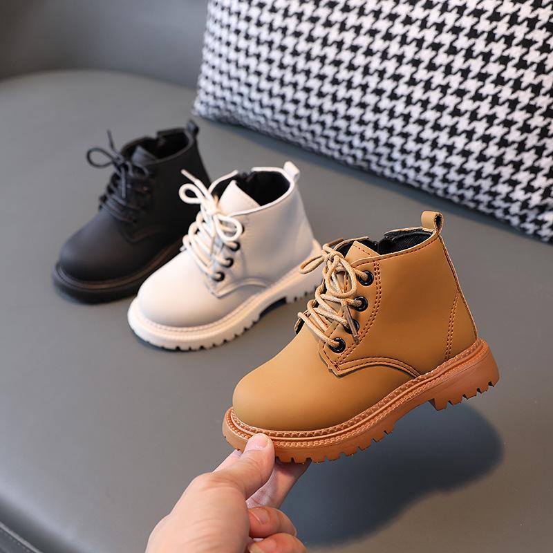 Autumn/Winter 2025 Kids' Martin Boots: Fleece-Lined Work Boots In British Style for Boys and Girls.