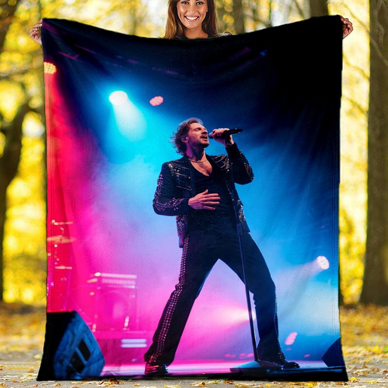 

Female Rock Singer Concert Flannel Fleece Blanket, Soft Warm Throw Blanket for Sofa Bed, Music Fan Gift 80cm x 120cm
