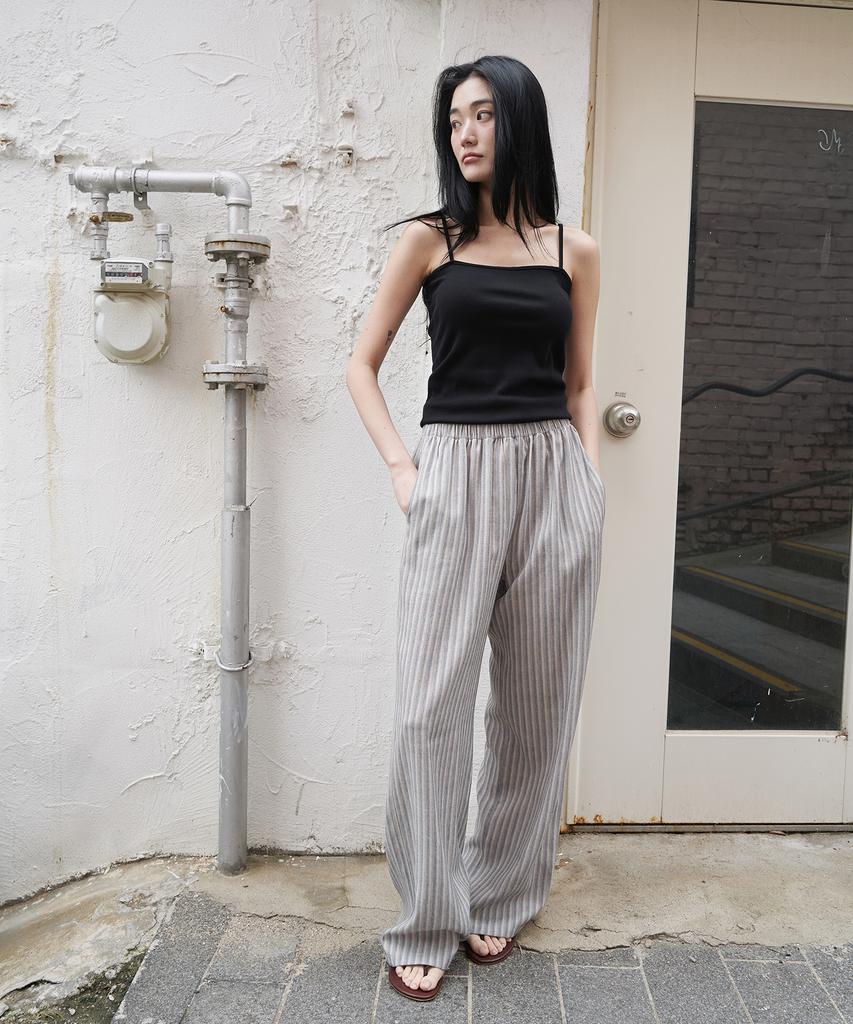 Julliapepe Natural Stripe Pants (Khaki)