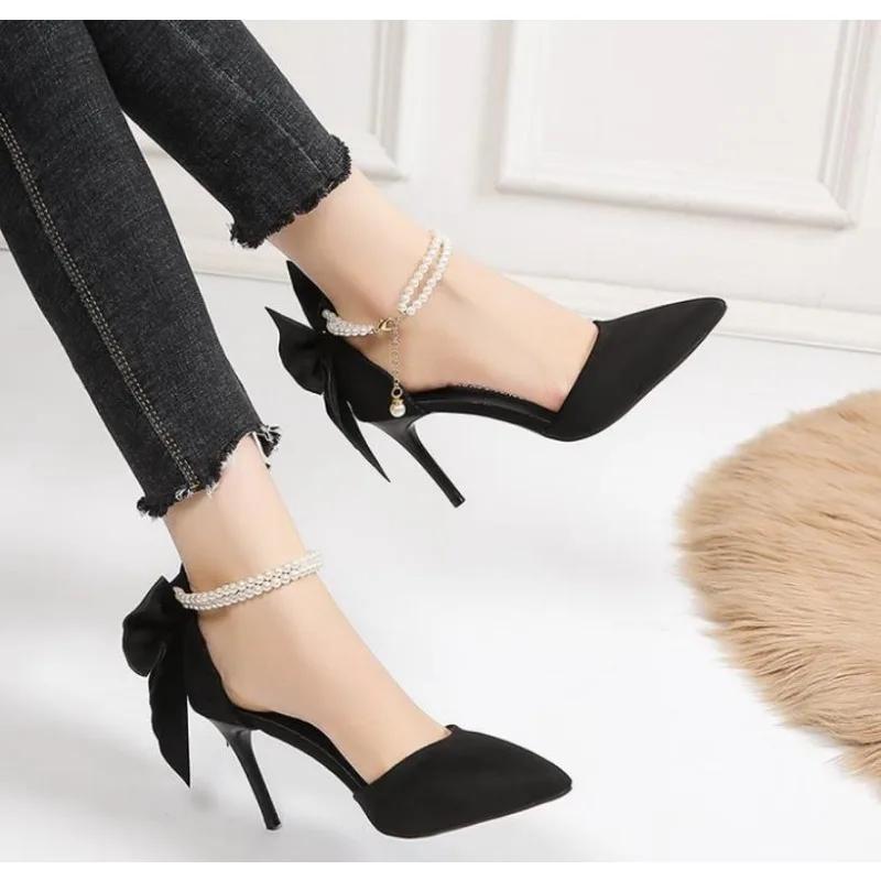 

Красные свадебные туфли Xiuhe Новые остроносые туфли на высоком каблуке-шпильке Женские туфли с неглубоким вырезом Бант Жемчуг Ремешок с пряжкой на одно слово Два способа носки Туфли невесты 40