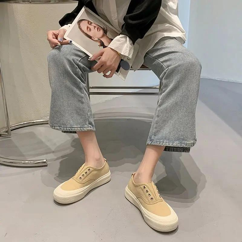 Fashion Round Toe Female Footwear Canvas Women's Shoes Slip on Flat Casual Sneaker Trends 2024 High Quality Cotton Korean Daily Routine