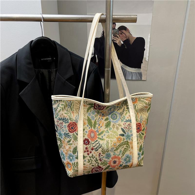 Large Capacity Retro Design Sense Trendy Niche Design Sense Shoulder Armpit Bag Beautiful Portable Tote Bag Women